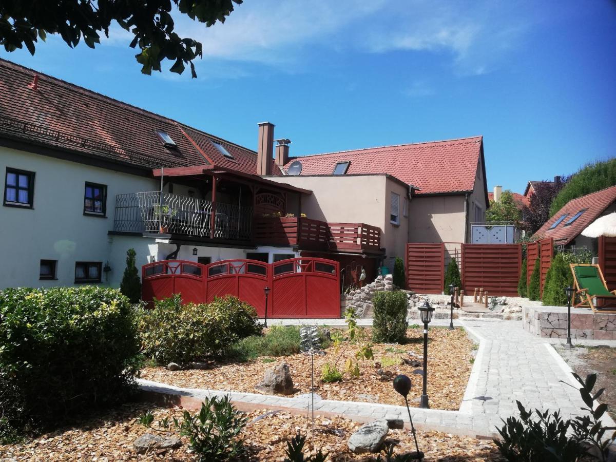 Ochsenhof Feuchtwangen Exterior foto